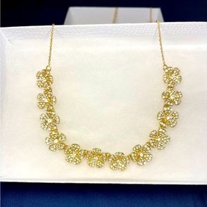 Exquisite Ann Taylor Crystal Flower Necklace (Gold)
